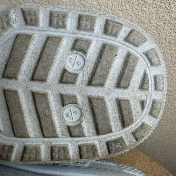 Crocs Classic Lined Clog Light Baby blue Womens‎ Size 6 Mens size 4 - Picture 8 of 8